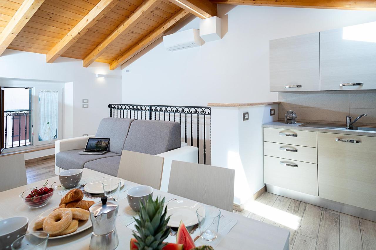 Casa Rossa - Regarda Travel Vila Bardolino Exterior foto